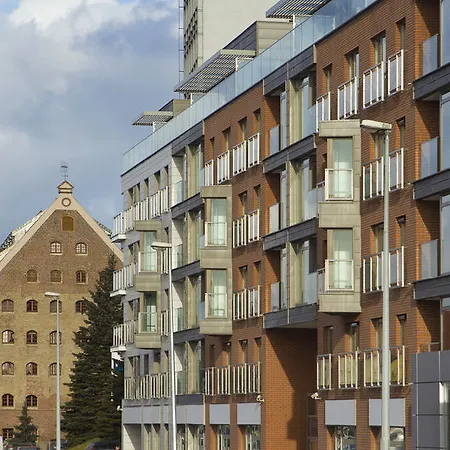Waterlane Apartament Apartment