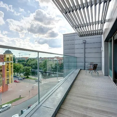 Waterlane Apartament Apartment *