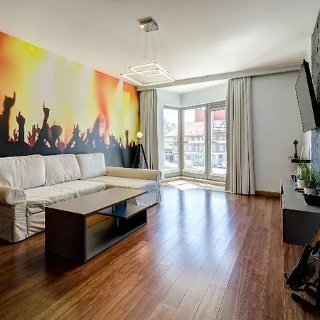 Waterlane Apartament Apartment *